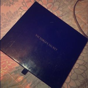 Victoria Secret Jewelry Holder